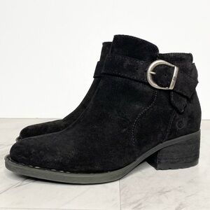 New! Born Morocco Black Distressed Bootie 6 1/2